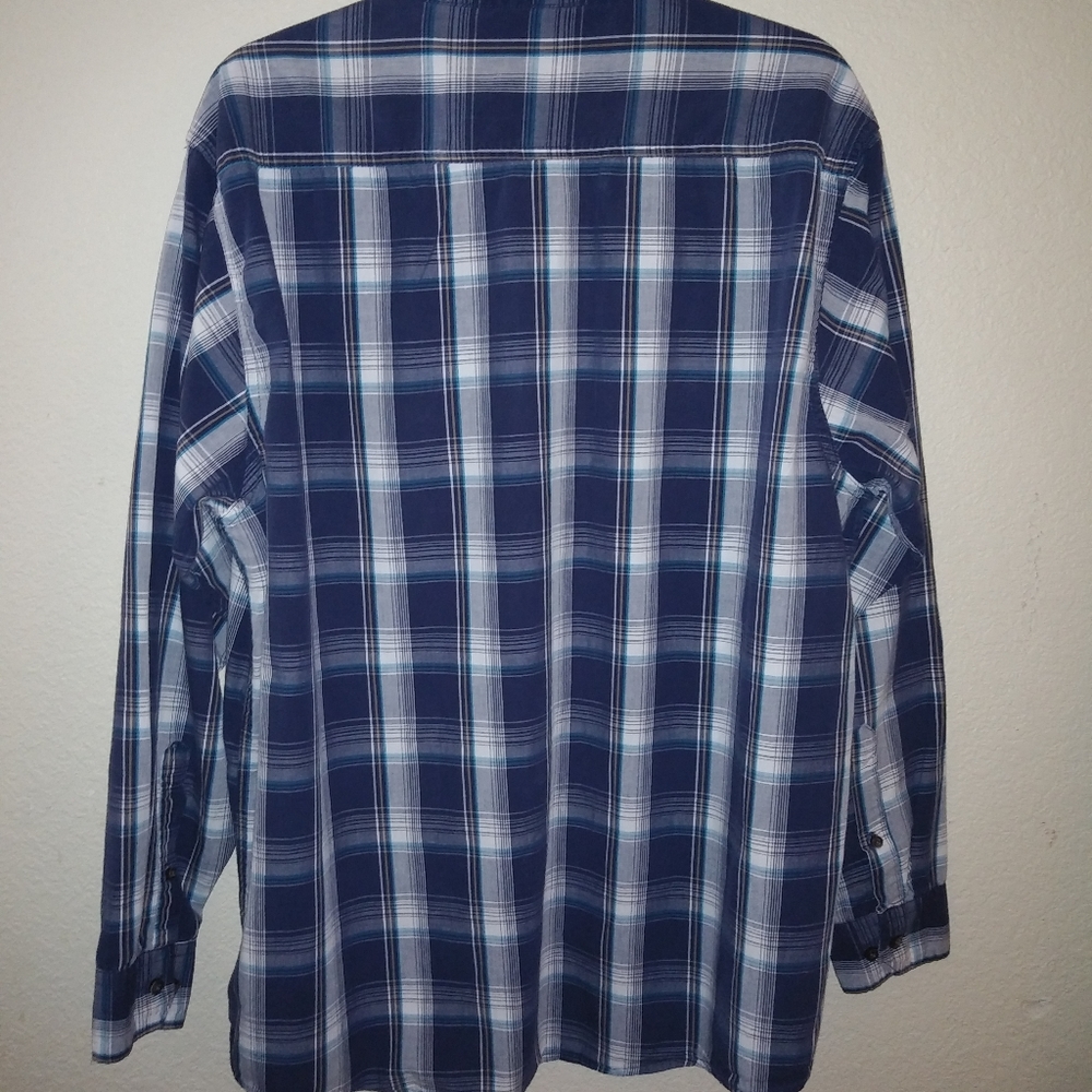 Wrangler - XL Men's Dress Shirt. - Picture 9 of 10